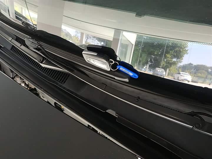 Фото 9 - Toyota Wildlander