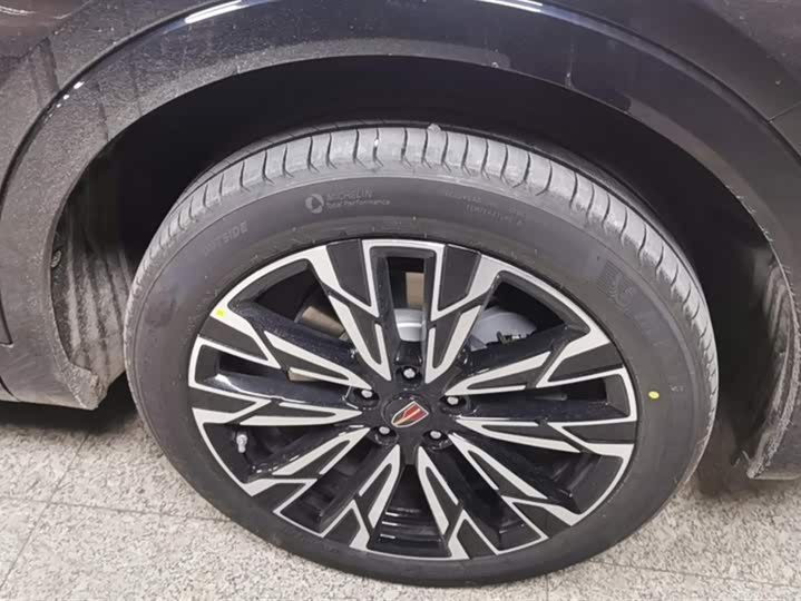 Фото 6 - Hongqi HS5