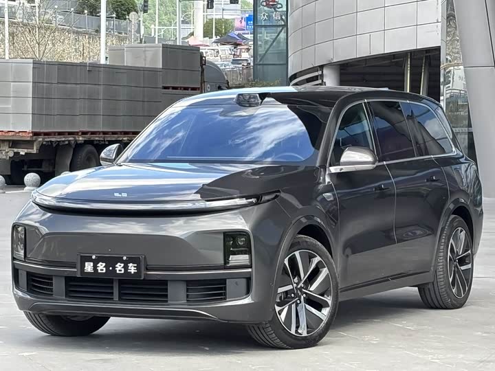 Фото 1 - LiXiang L9