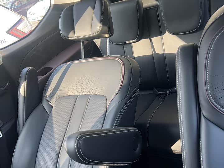 Фото 6 - GAC Trumpchi M6