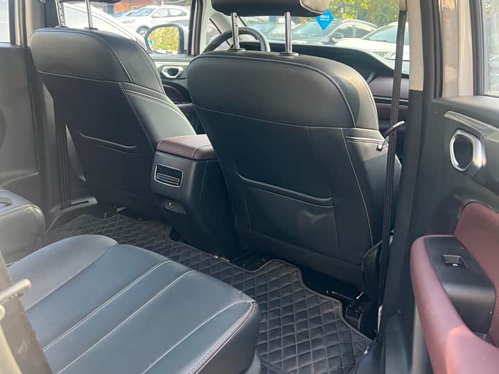 Фото 8 - GAC Trumpchi M6