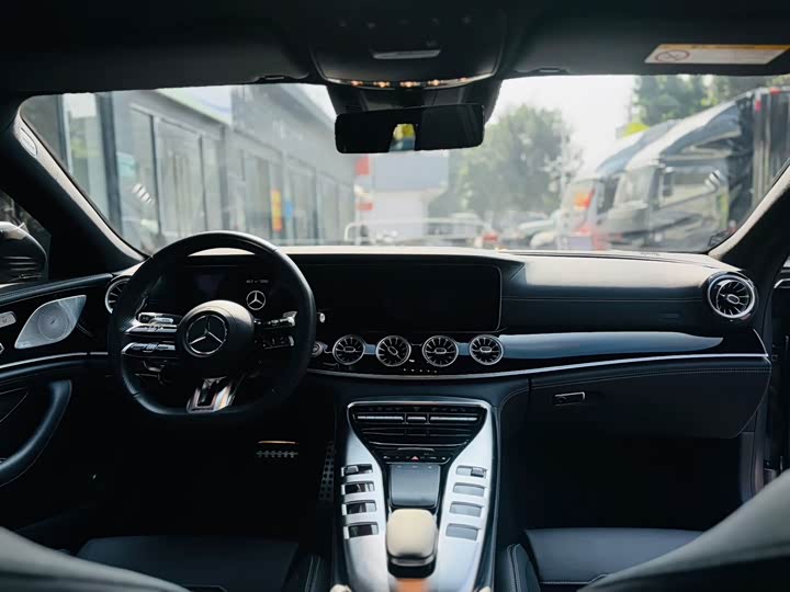 Фото 6 - Mercedes-Benz AMG GT