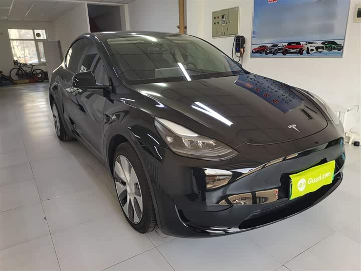 Фото 4 - Tesla Model Y
