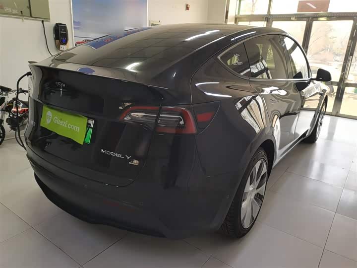 Фото 7 - Tesla Model Y