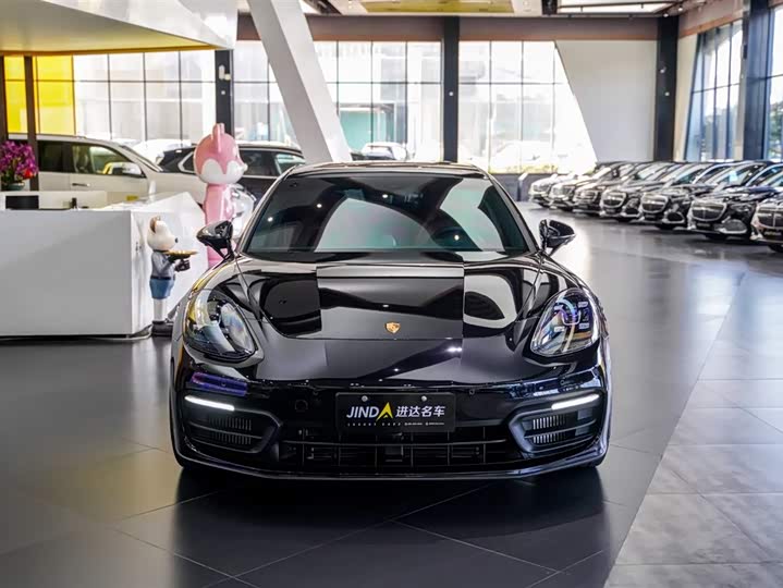 Фото 5 - Porsche Panamera