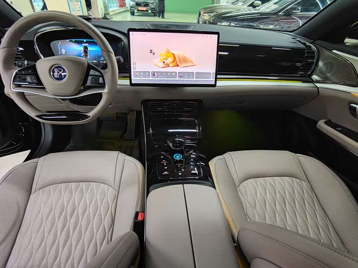 Фото 8 - BYD Han