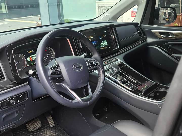 Фото 3 - GAC Trumpchi M8