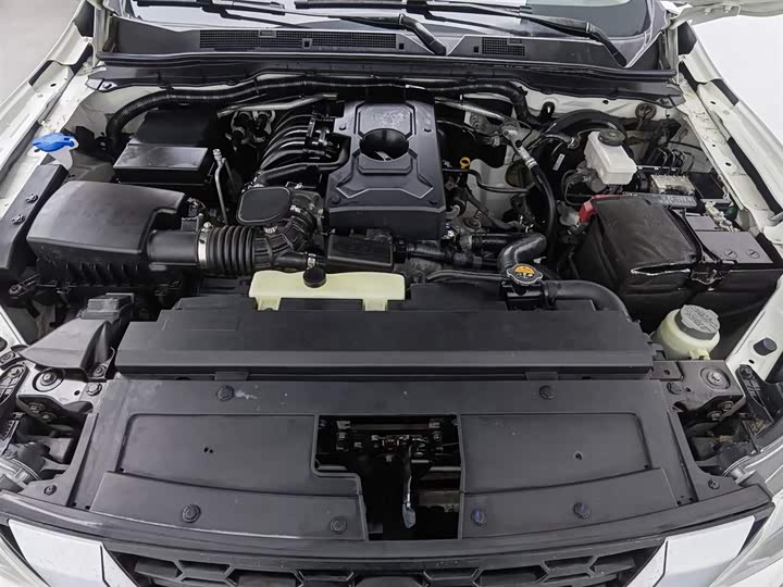 Фото 6 - Nissan Terra