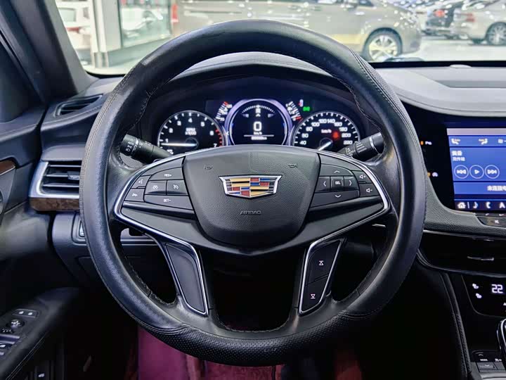 Фото 8 - Cadillac CT6