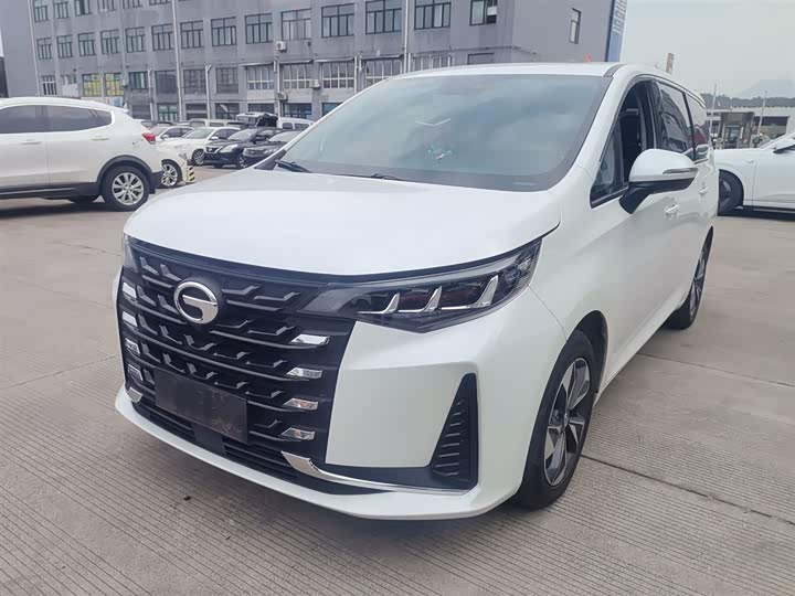 Фото 1 - GAC Trumpchi M6