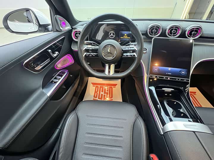 Фото 7 - Mercedes-Benz C-Class