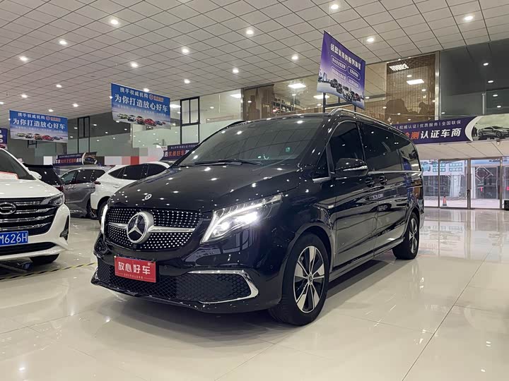 Фото 1 - Mercedes-Benz V-Class