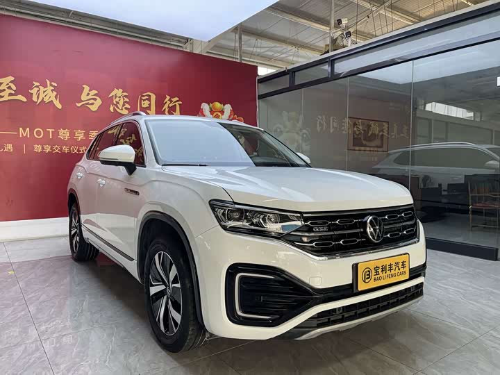 Фото 3 - Volkswagen Tayron GTE Hybrid