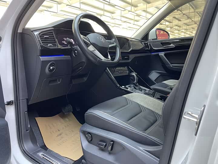 Фото 8 - Volkswagen Tayron GTE Hybrid