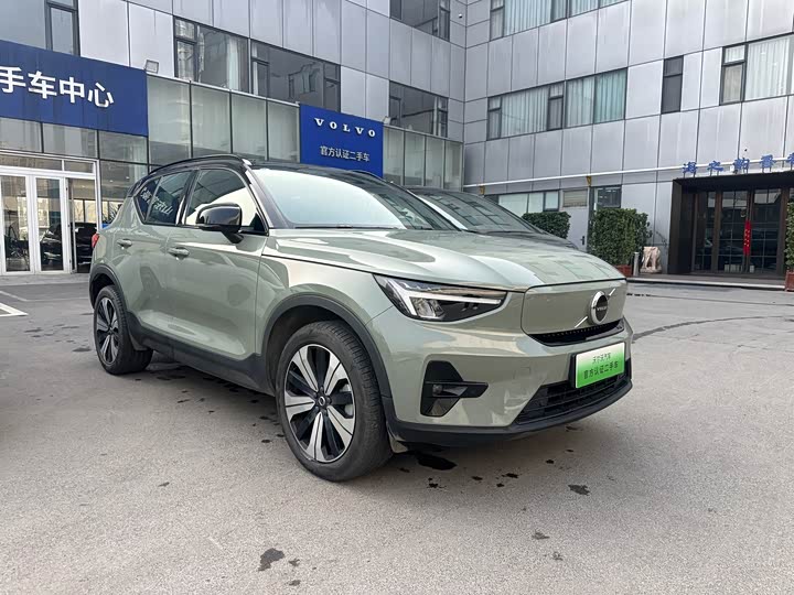 Фото 3 - Volvo XC40 EV
