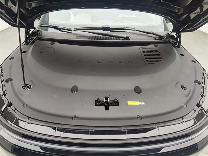 Фото 6 - Nissan N7