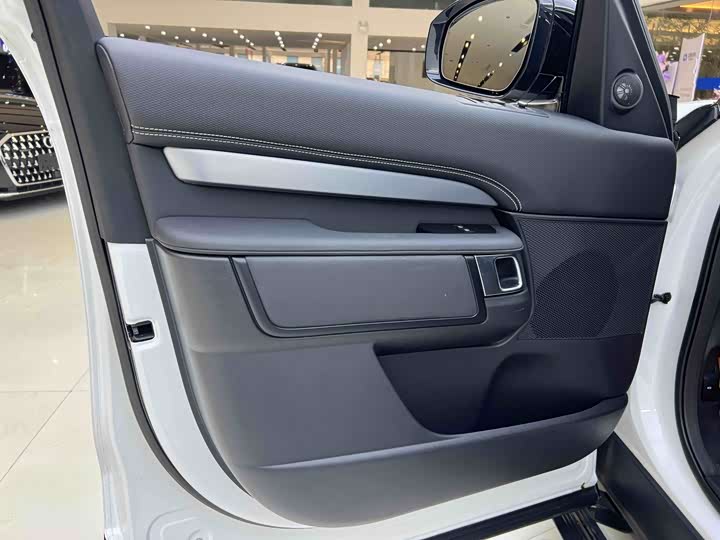 Фото 7 - Land Rover Discovery