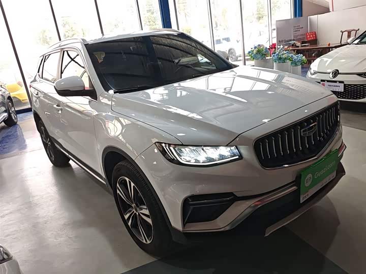 Фото 4 - Geely Atlas