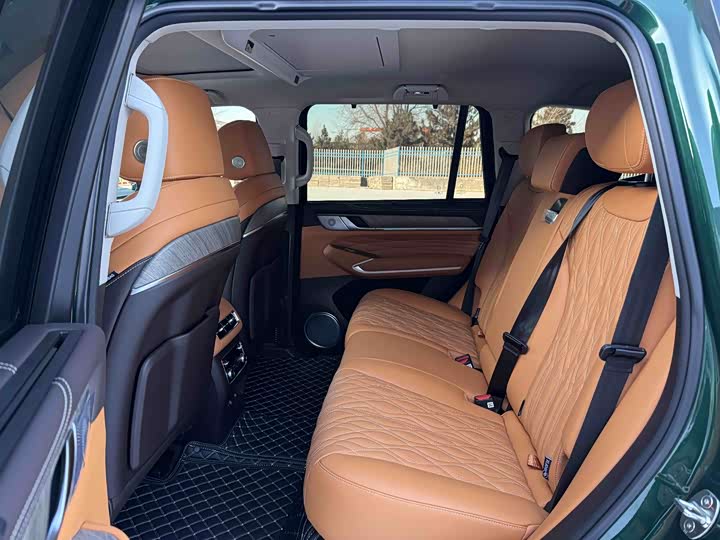 Фото 6 - Tank 500 Hybrid