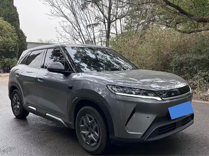 Фото 3 - BYD Yuan Up