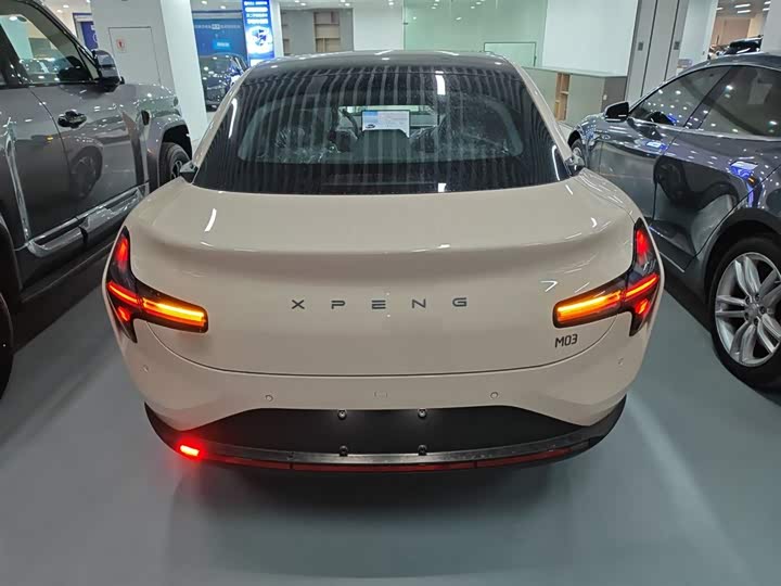 Фото 6 - XPeng Mona M03