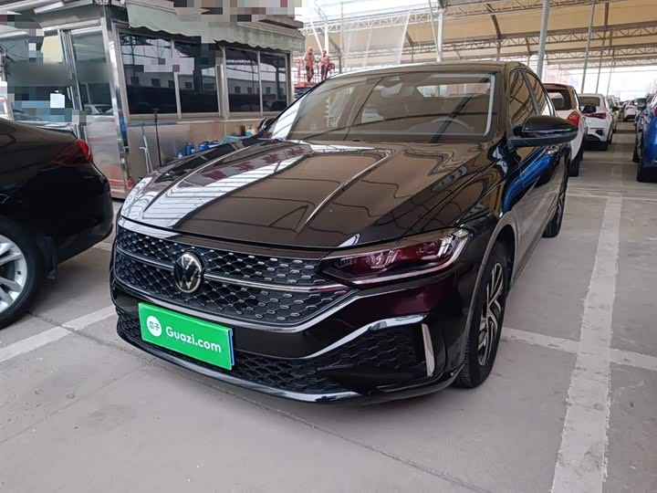 Фото 1 - Volkswagen Lavida