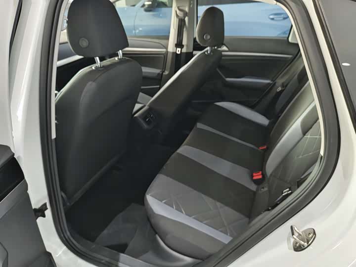 Фото 7 - Volkswagen Lavida