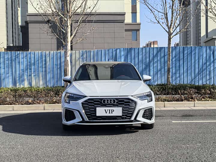 Фото 2 - Audi A3
