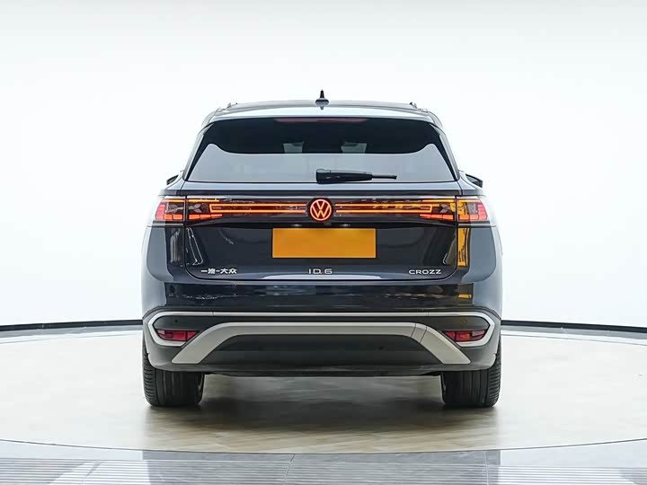 Фото 6 - Volkswagen ID.6 Crozz