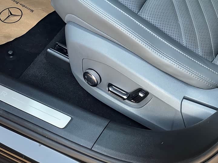 Фото 7 - Zeekr 001