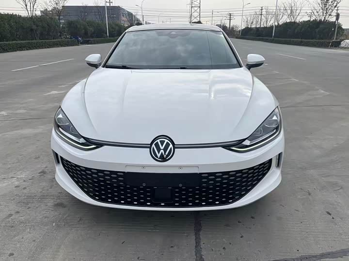 Фото 2 - Volkswagen Lamando L