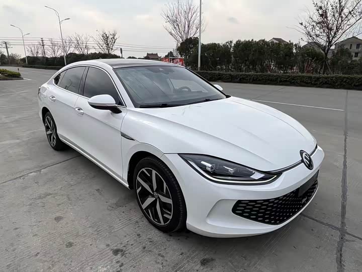 Фото 3 - Volkswagen Lamando L