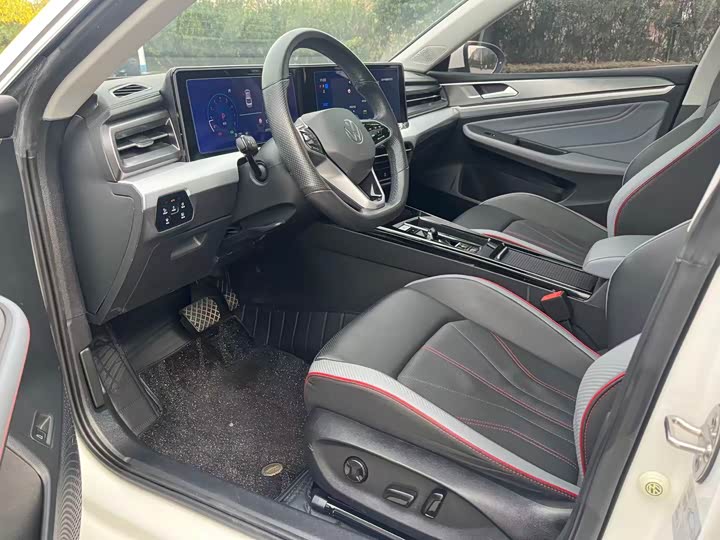 Фото 4 - Volkswagen Lamando L