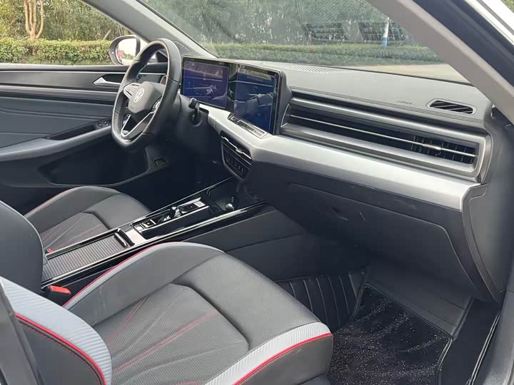 Фото 7 - Volkswagen Lamando L