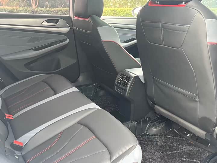 Фото 8 - Volkswagen Lamando L