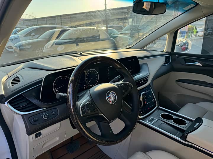 Фото 8 - Buick GL8 ES