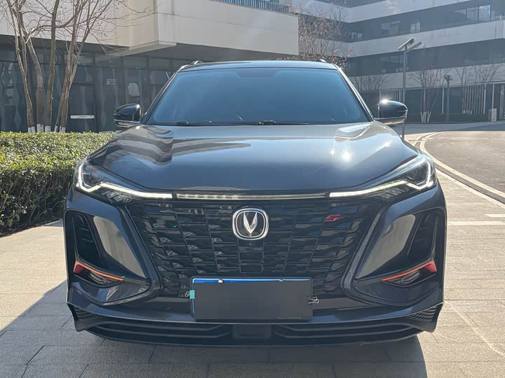 Фото 2 - Changan CS75 Plus