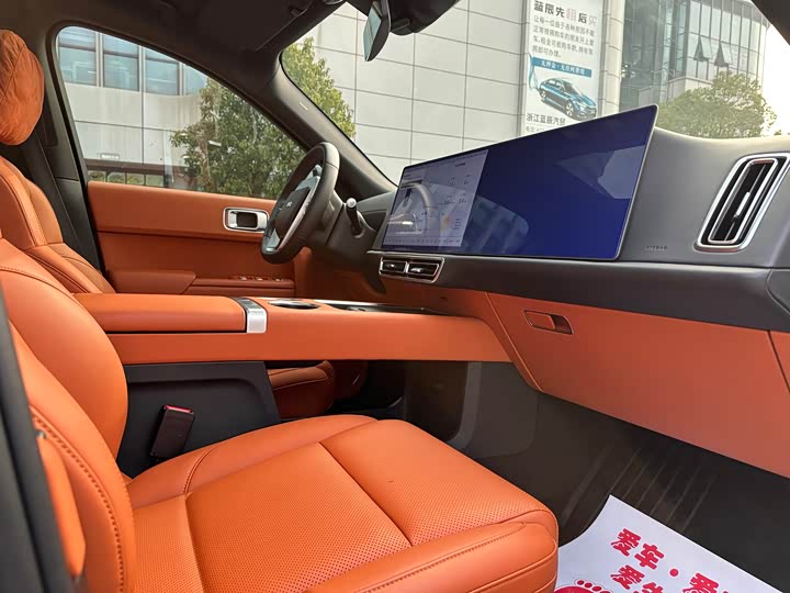 Фото 8 - LiXiang L9