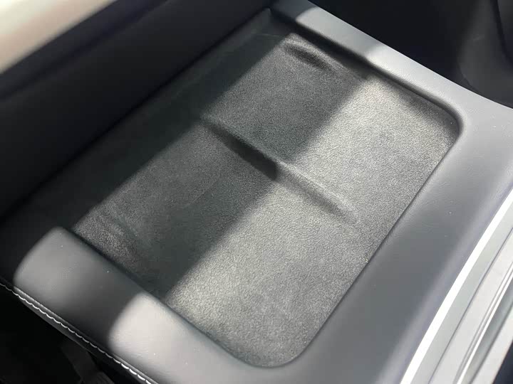 Фото 6 - Tesla Model Y