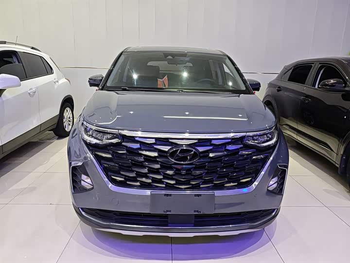 Фото 3 - Hyundai Custo