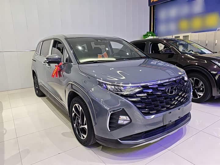 Фото 4 - Hyundai Custo
