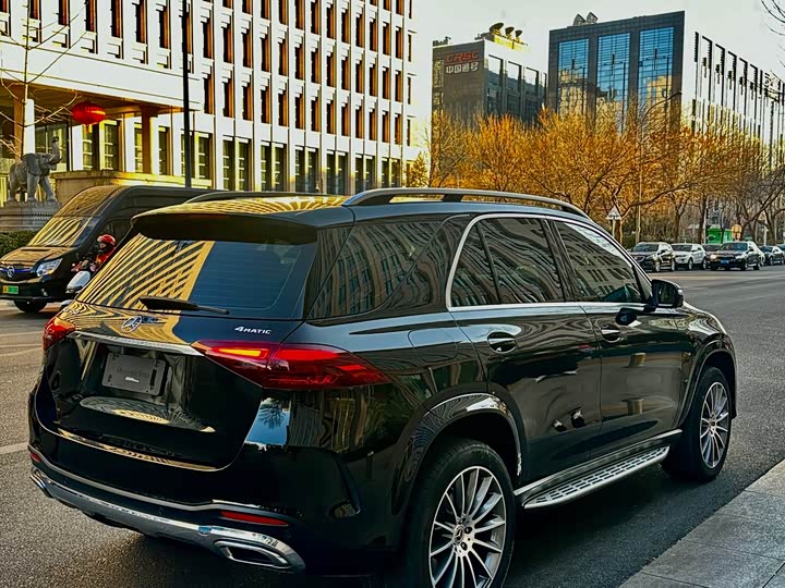 Фото 4 - Mercedes-Benz GLE-Class