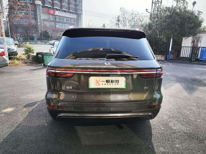 Фото 5 - LiXiang One