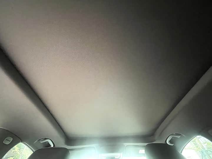 Фото 9 - Cadillac XT4