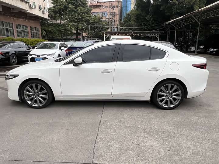 Фото 5 - Mazda 3 (Axela)