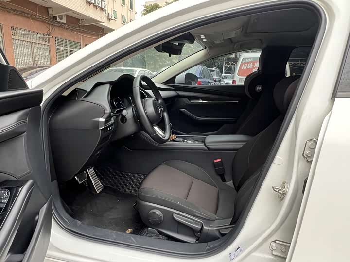 Фото 6 - Mazda 3 (Axela)