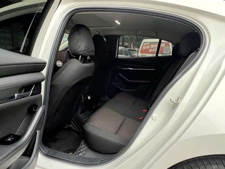 Фото 7 - Mazda 3 (Axela)