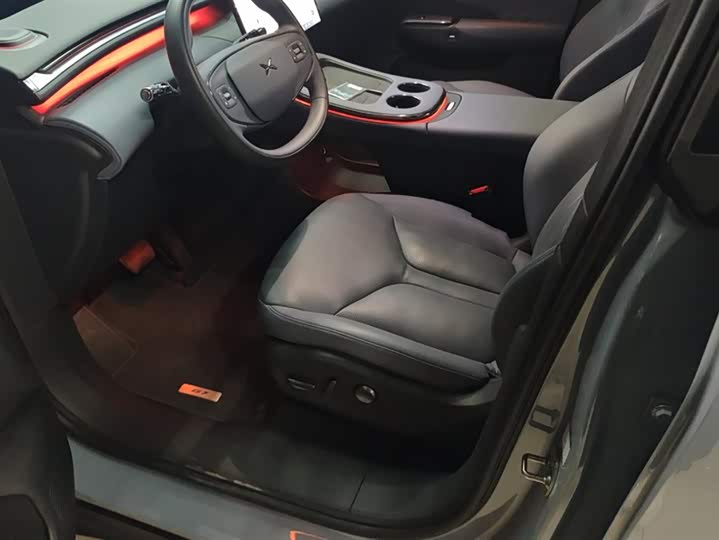 Фото 9 - XPeng G7