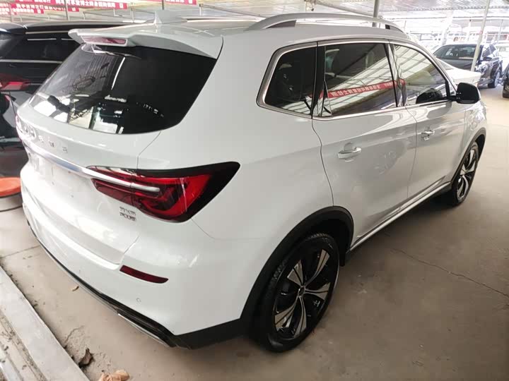 Фото 7 - Roewe RX5