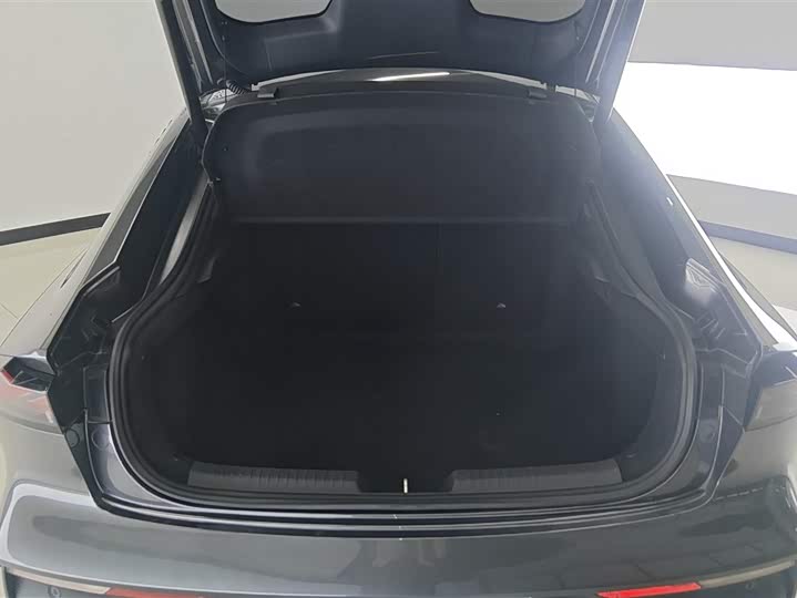 Фото 4 - Changan UNI-V